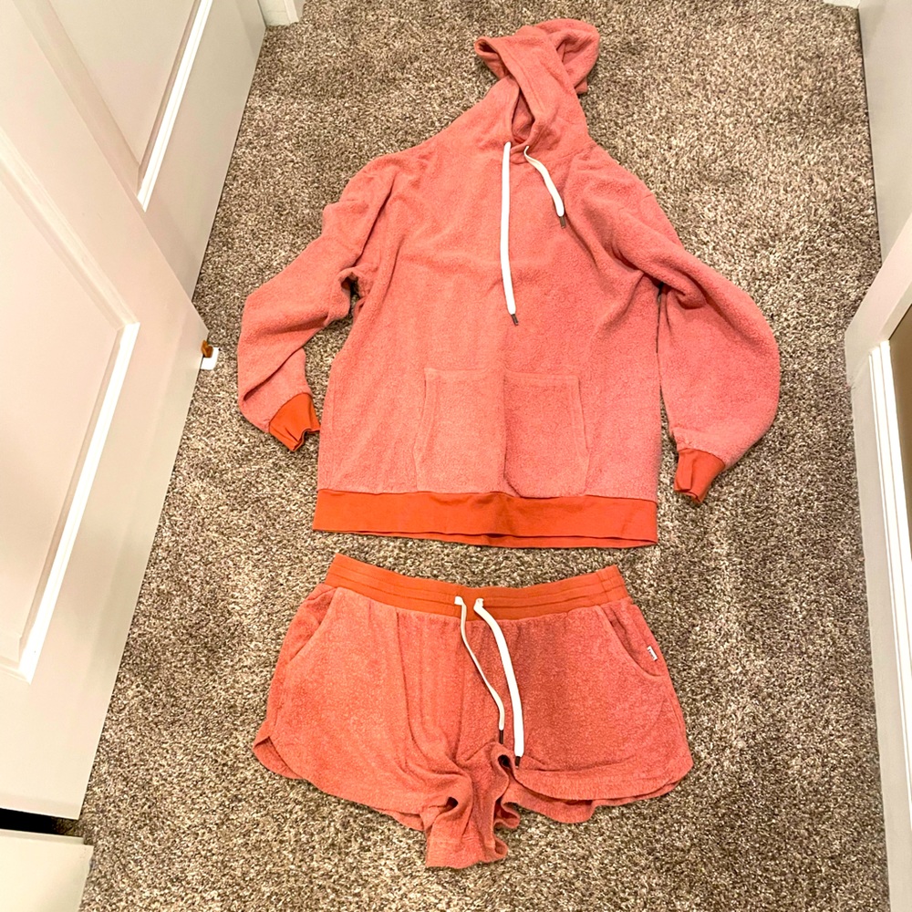 Feat Rust Colored Blanket Blend Hoodie & Shorts Set Size XL